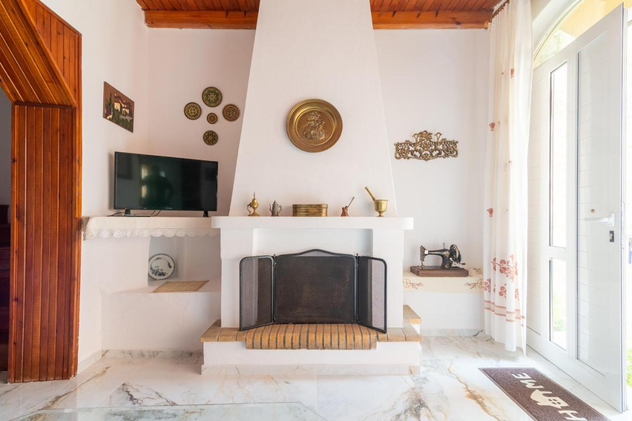 Cretan Village Renovated House * Héraklion