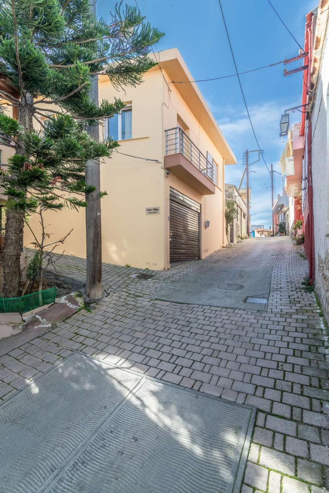 Cretan Village Renovated House * Heraklion (Crete)